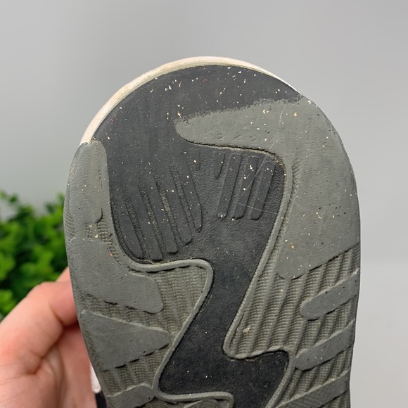 Nike Air Max Excee Low Youth Sz 5 Boys Black White Running Sneakers - Picture 12 of 12